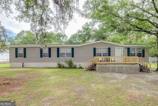 104 Canvasback Dr, Bloomingdale, GA 31302
