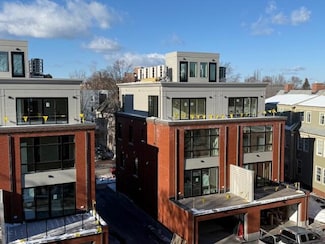 55 Carleton St Unit A, Portland, ME 04102