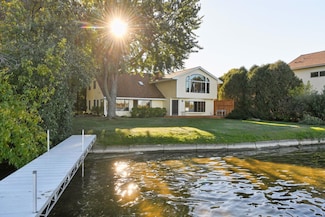 10420 S Shore Dr, Plymouth, MN 55441