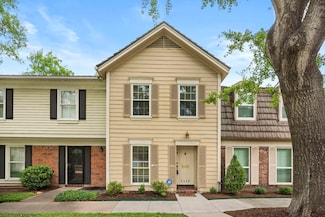 9668 Westview Dr Unit 2, Houston, TX 77055