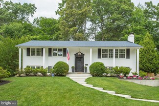 4300 Kilbourne Dr, Fairfax, VA 22032
