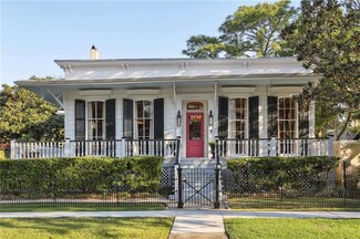 3611 Carondelet St, New Orleans, LA 70115