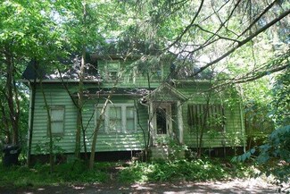 441 N 26th St, Kalamazoo, MI 49048