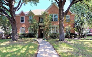 6828 Trinity Landing Dr N, Fort Worth, TX 76132