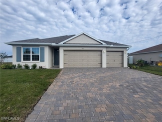 2465 NW 9th St, Fort Myers, FL 33993