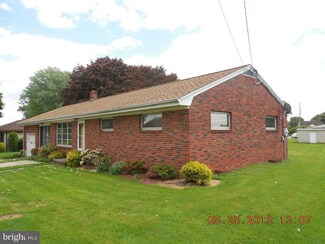 516 W Washington Ave, Myerstown, PA 17067