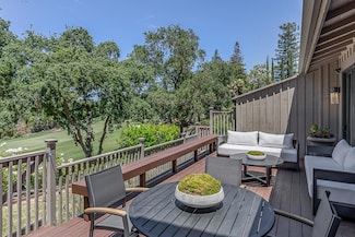 410 Sand Hill Cir Unit 3, Menlo Park, CA 94025