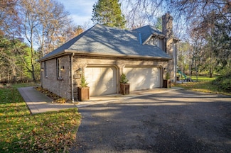 9501 Ideal Ave N, Saint Paul, MN 55115