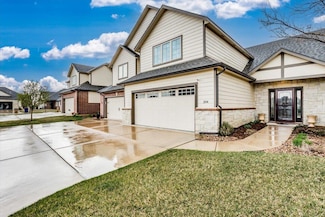 818 Mccloud Cir, Andover, KS 67002