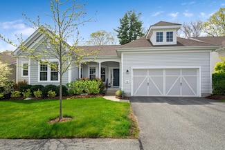 88 Skyline Dr Unit 88, Acton, MA 01720