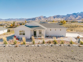 812 Oak Creek Cir, Spring Creek, NV 89815