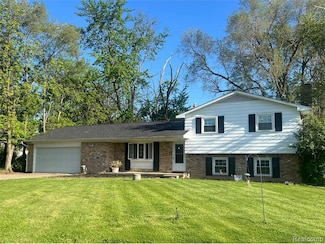 1150 E Hill Rd, Grand Blanc, MI 48439