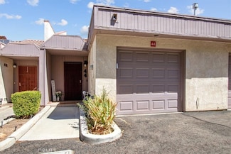 43334 32nd St W Unit 44, Lancaster, CA 93536