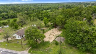 706 W Pyle St, Kaufman, TX 75142