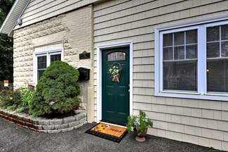 24 Wall St, Shelton, CT 06484