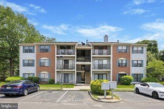 12 Joyner Ct, Lawrence Township, NJ 08648