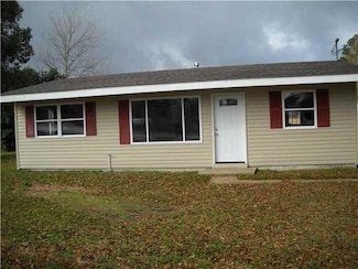 128 Barton Ave, Luling, LA 70070