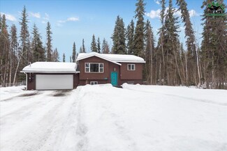 2585 Carrie Lynn Dr, North Pole, AK 99705