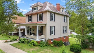 704 Warren St, Marietta, OH 45750