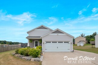 378 Green Ridge Dr, Caledonia, MI 49316