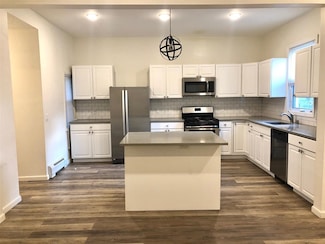 549 Pavonia Ave Unit 1 & 2, Jersey City, NJ 07306