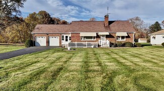 8415 Milmont St NW, Massillon, OH 44646