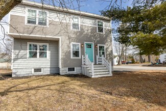 16 Ocean Park Rd, Old Orchard Beach, ME 04064