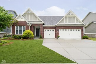 15825 Oakhurst Ln, Fishers, IN 46040