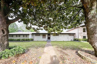 10 Brookwood Cir NE, Arab, AL 35016
