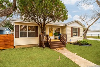 823 Greer St, San Antonio, TX 78210