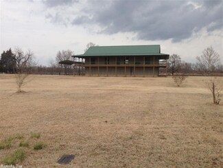 127 River Bank Rd, Houston, AR 72070