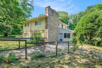 8257 S 2nd St, Mattawan, MI 49071