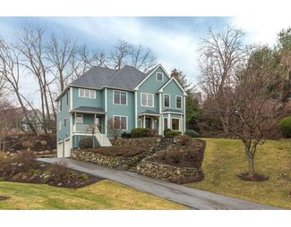 48 Homsy Ln, Needham Heights, MA 02494