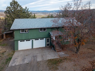 2158 NW Century Dr, Prineville, OR 97754