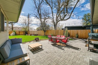 4809 W Greenbrier Dr, Boise, ID 83705