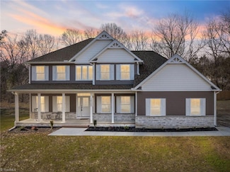 10265 N Nc Highway 150, Clemmons, NC 27012