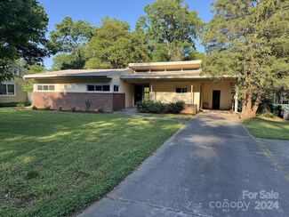 4521 Wentworth Place, Charlotte, NC 28209