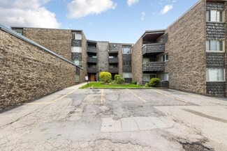 100 Cedar St Unit 404, Mankato, MN 56001