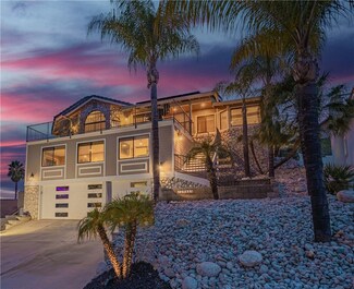 29889 Smugglers Point Dr, Canyon Lake, CA 92587