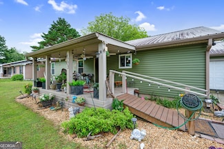 4223 Spring Valley Dr, Cohutta, GA 30710