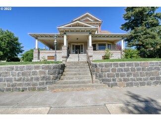 403 NW 10th St, Pendleton, OR 97801