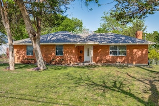 3843 Holliday Rd, Dallas, TX 75224
