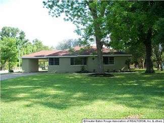 5323 Hermitage Dr, Baton Rouge, LA 70806