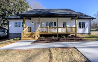 1906 Lakeside Dr, Lynchburg, VA 24501