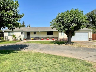 25292 N Eunice Ave, Acampo, CA 95220