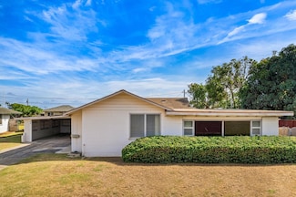 104 W Kauai St, Kahului, HI 96732