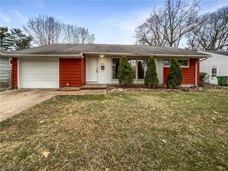 9187 Newkirk Dr, Parma Heights, OH 44130