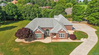 104 Escort Cir, Harvest, AL 35749
