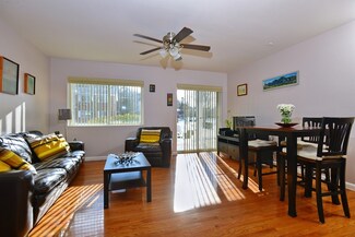 15 Bayberry Dr Unit 2, Sharon, MA 02067