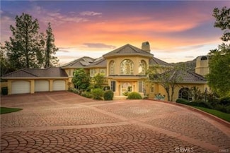 22537 N Summit Ridge Cir, Chatsworth, CA 91311